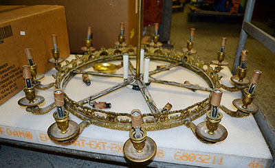 How To Prepare a Chandelier for Shipping